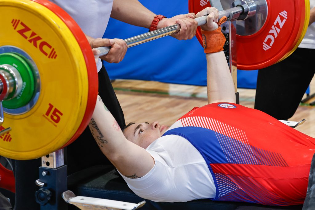 Camila Campos_Powerlifting